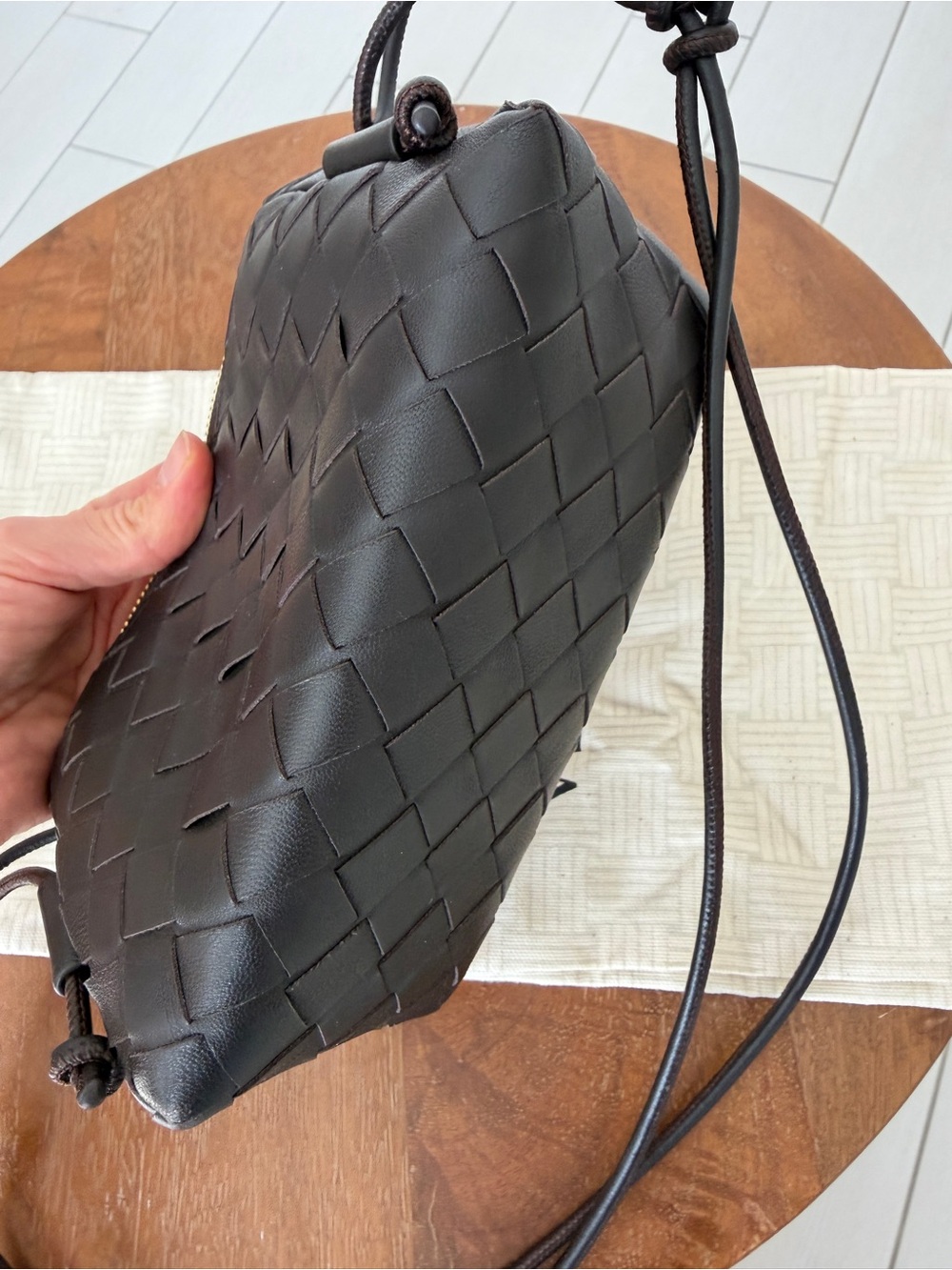 Bottega Veneta Intrecciato Nappa Leather Concert Pouch - Picture 8 of 12